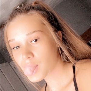 Meet your Posher, Lexi